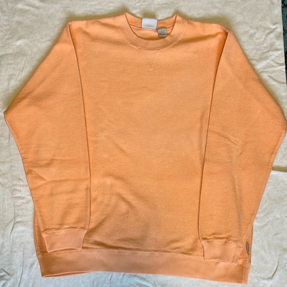 Gander Mountain textured sweatshirt Size Large EUC Light orange color